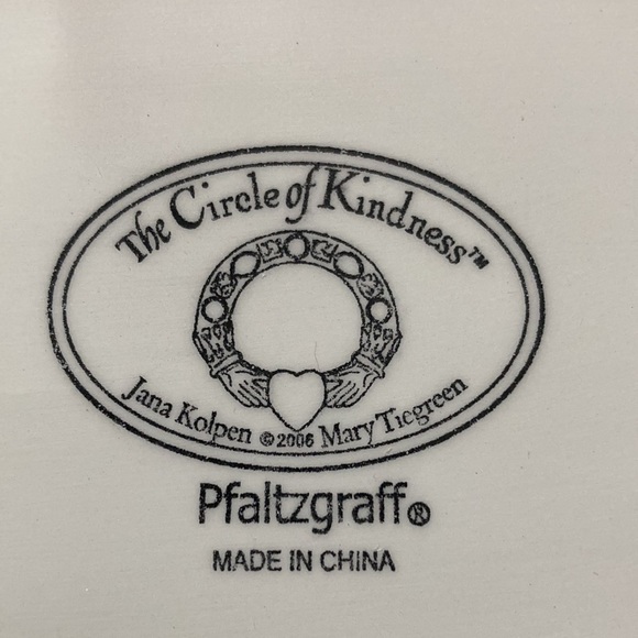 CIRCLE OF KINDNESS DOOLAN STREET COTTAGE STORAGE JAR - Picture 7 of 16